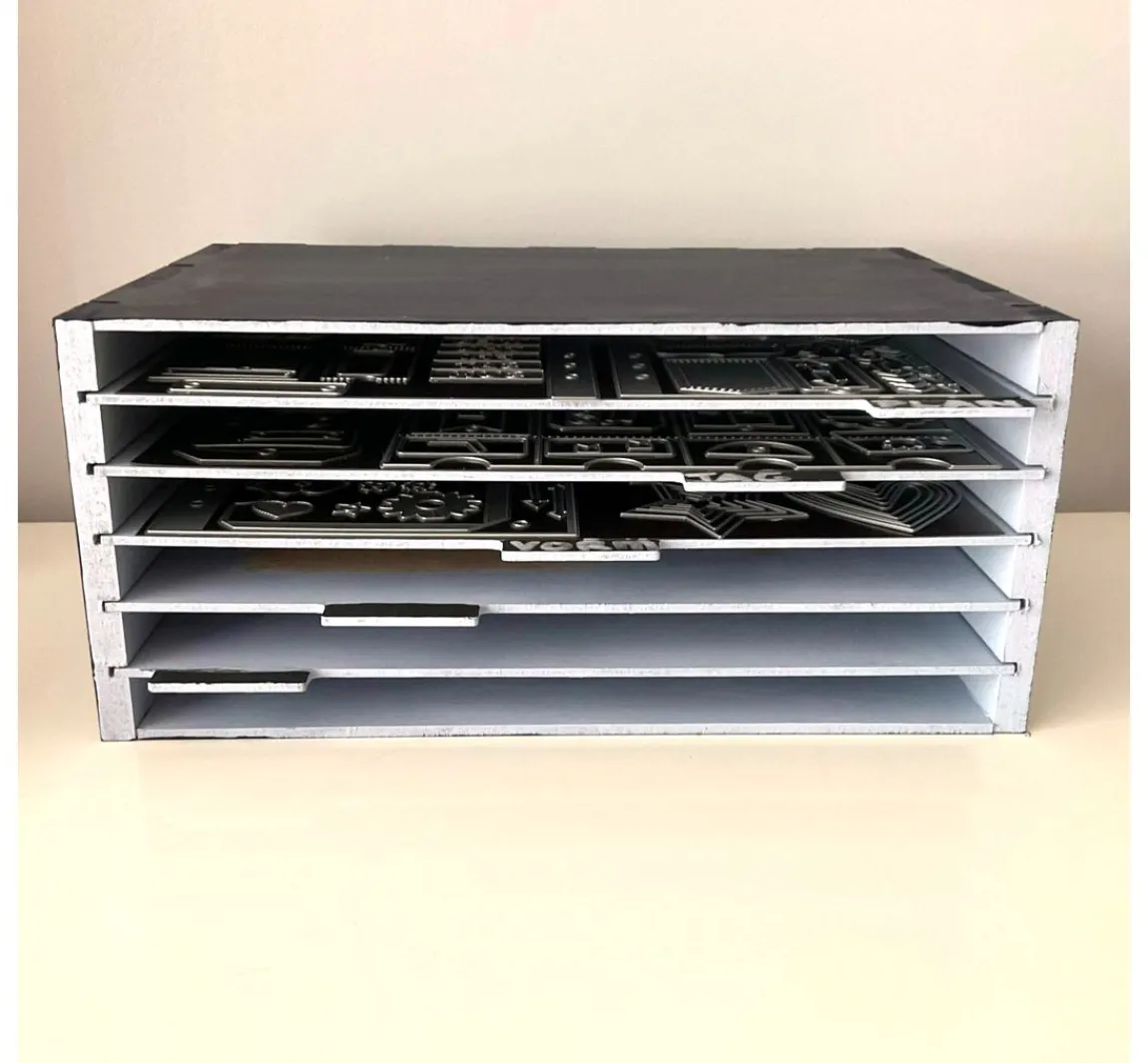 Hot Pronty Crafts Flexio "Papier-Organizer DIN A4"