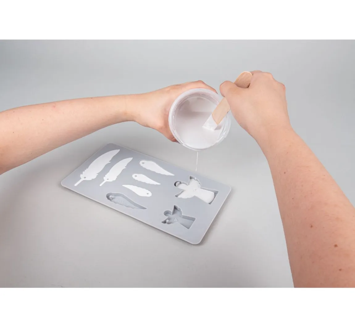 Clearance Rayher Silikon Gießform "Engel & Flügel"
