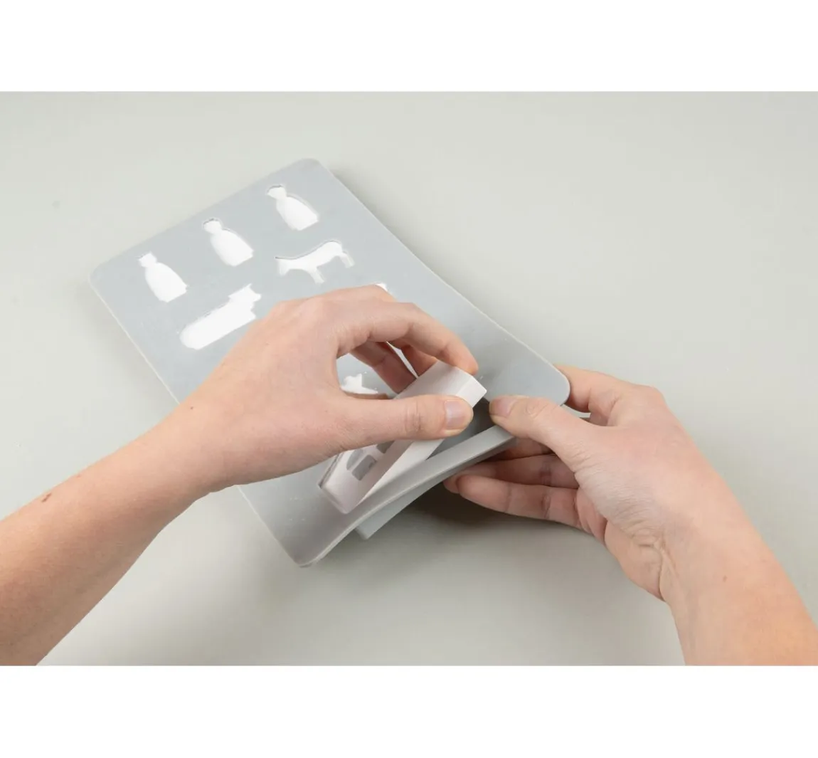 Hot Rayher Silikon Gießform "Mini Krippe"