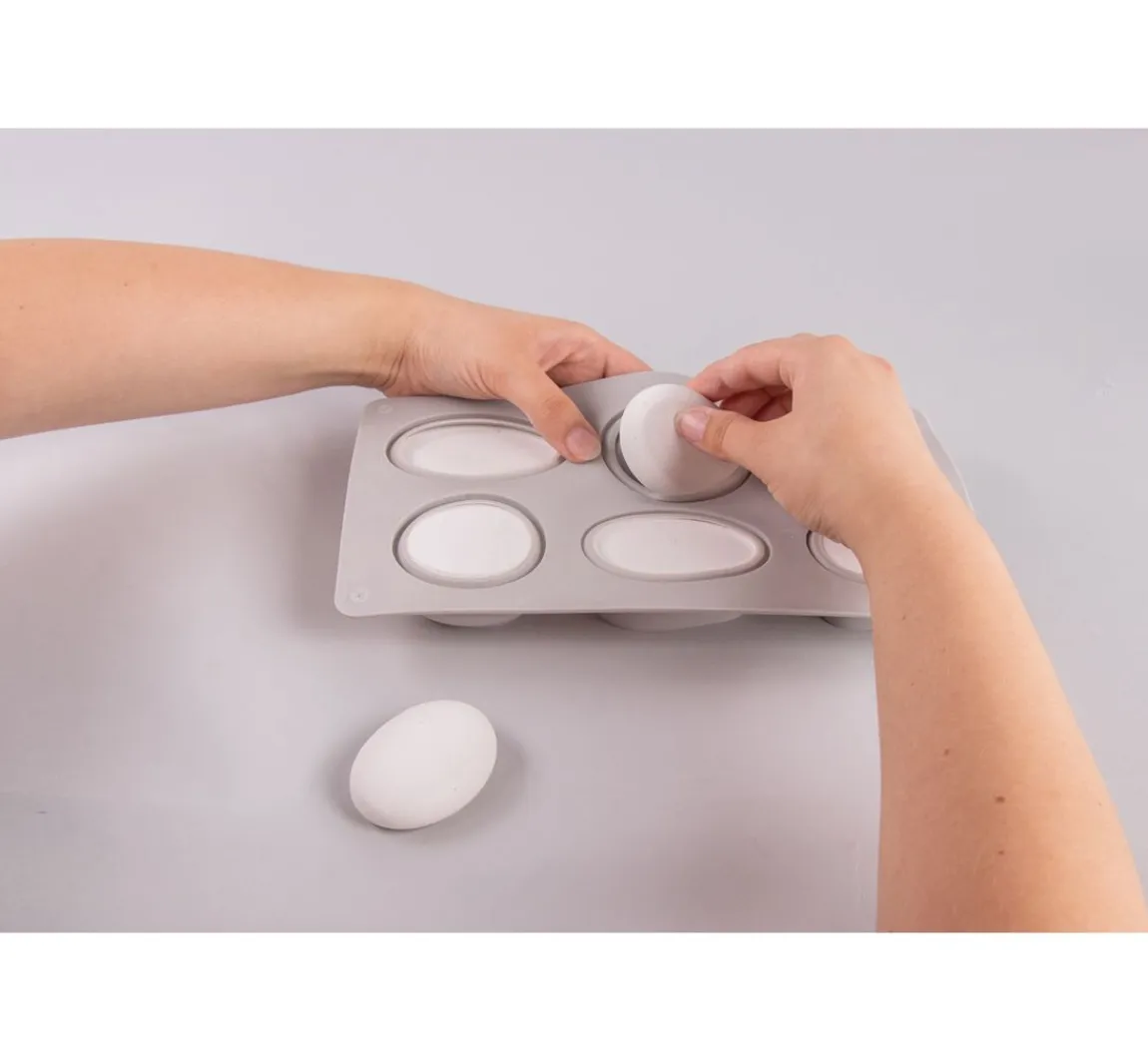 New Rayher Silikon-Gießform "Steine"