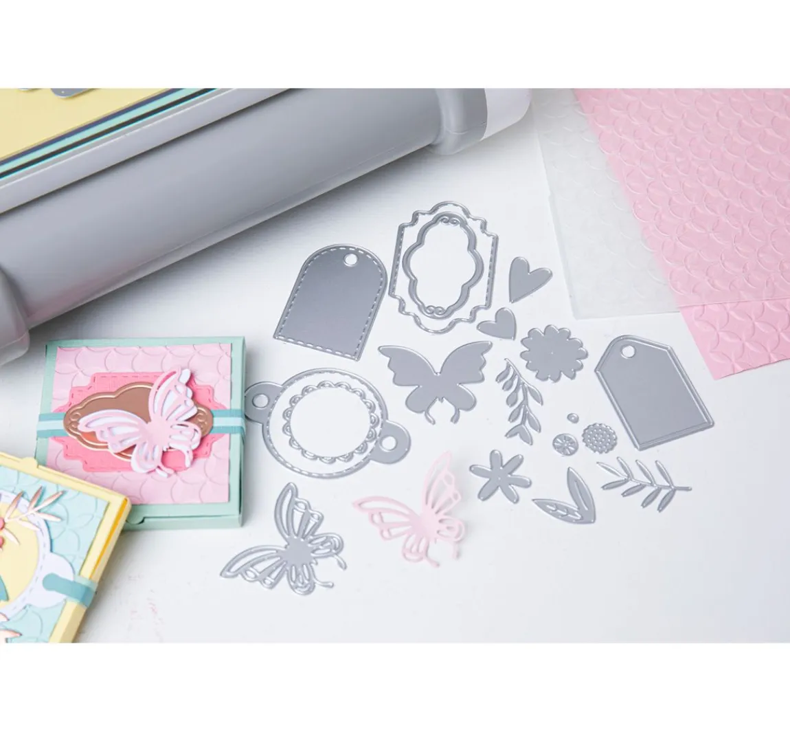 Hot Sizzix Big Shot Plus White & Gray "Starter Kit"