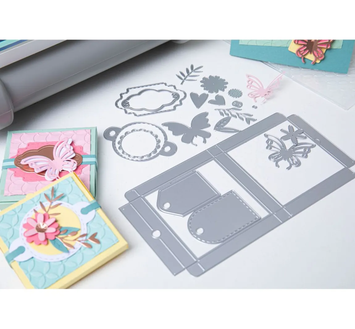 Hot Sizzix Big Shot Plus White & Gray "Starter Kit"