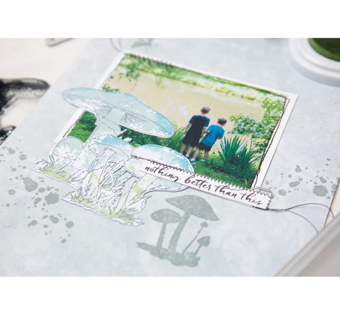 New Sizzix Framelits Stanzschablone und Clear Stamps "Painted Pencil Mushrooms"