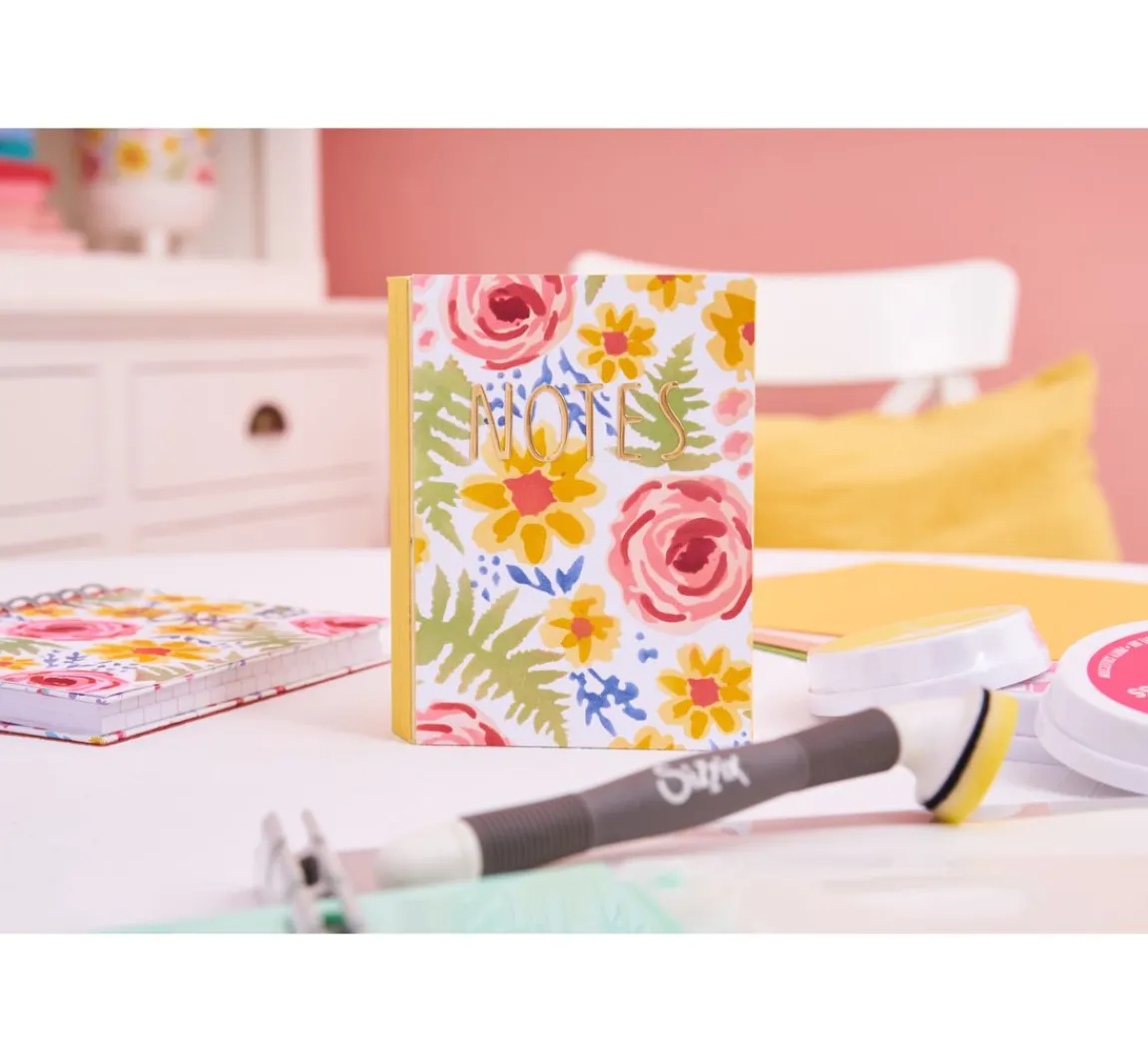 Hot Sizzix Layered Stencils "Abstract Blooms"