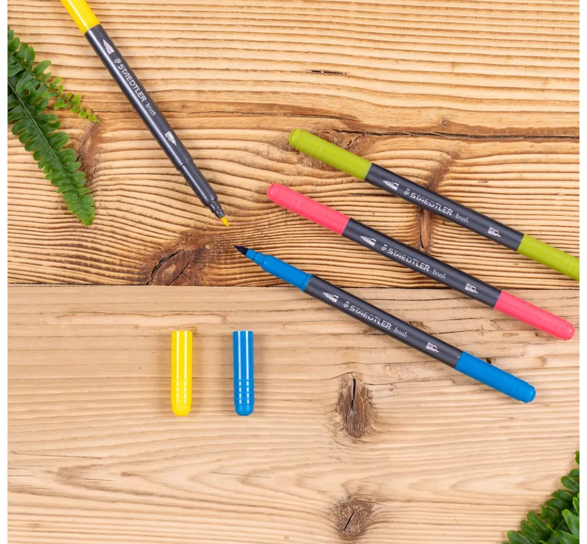 Online STAEDTLER Doppelfasermaler mit Pinselspitze, 18 St.