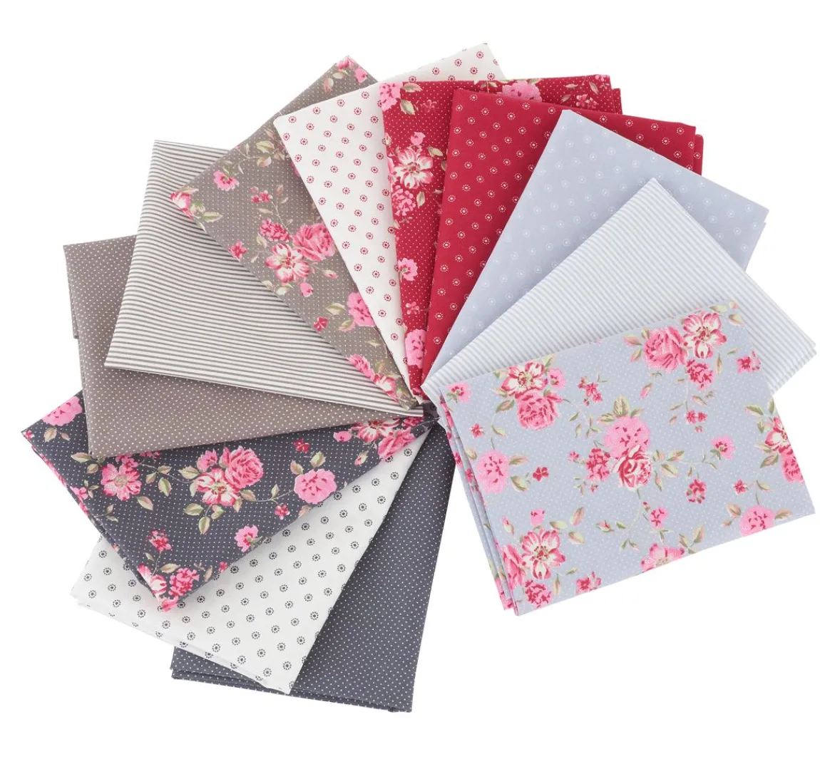 Hot Westfalenstoffe Stoffpaket "Rosenborg", 12 Stoffe à 48 x 48 cm