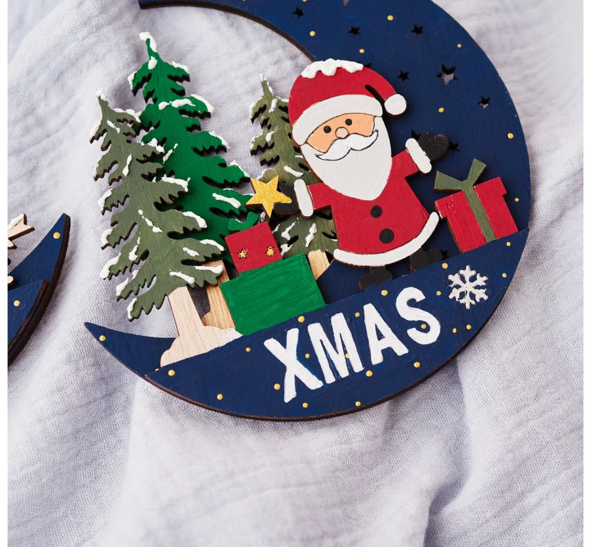 Discount VBS Holz-Anhänger "Halbmond mit Santa und Snowy", 2er Set