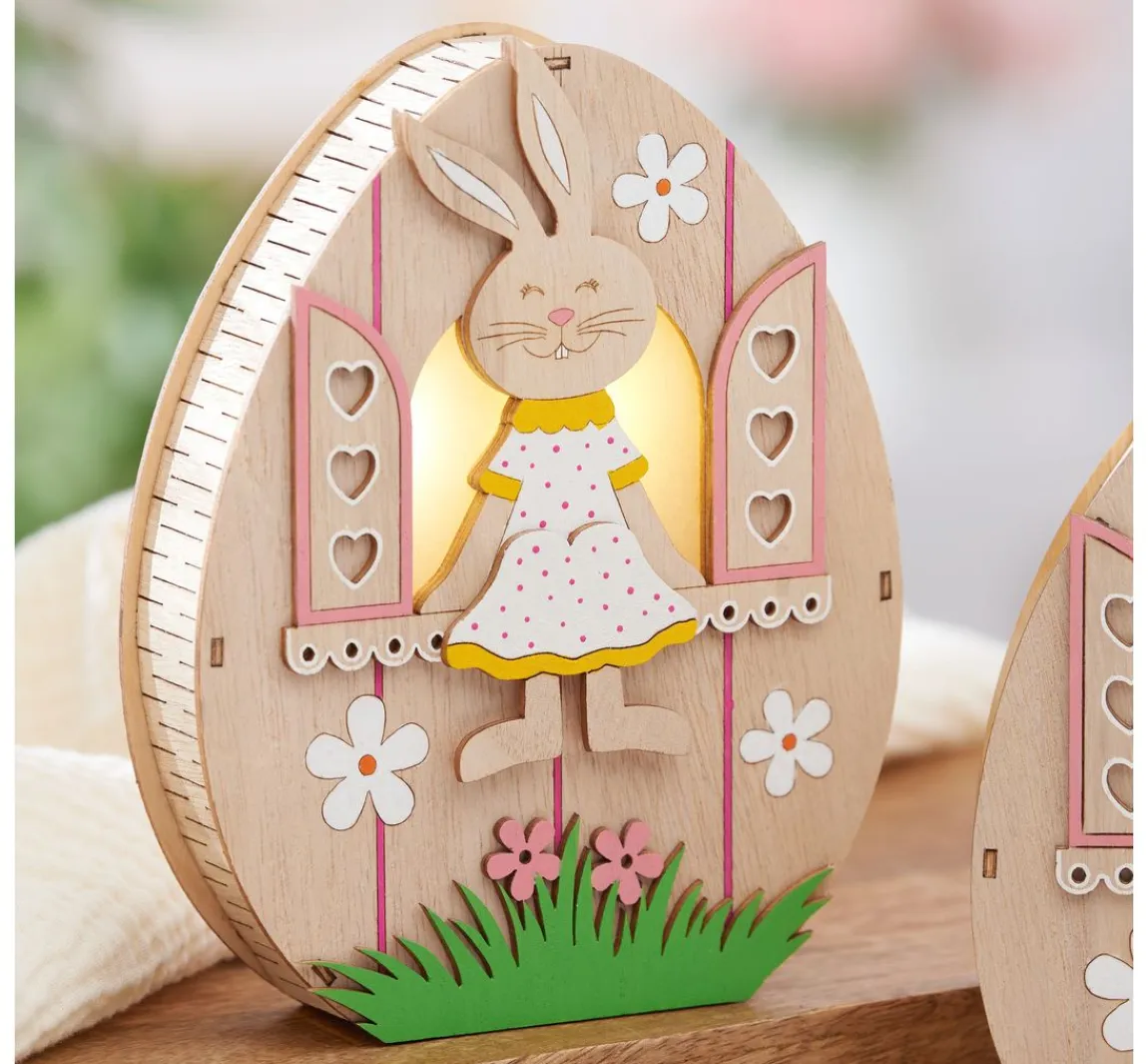 Sale VBS Holz-Ei mit LED "Häsin im Fenster"